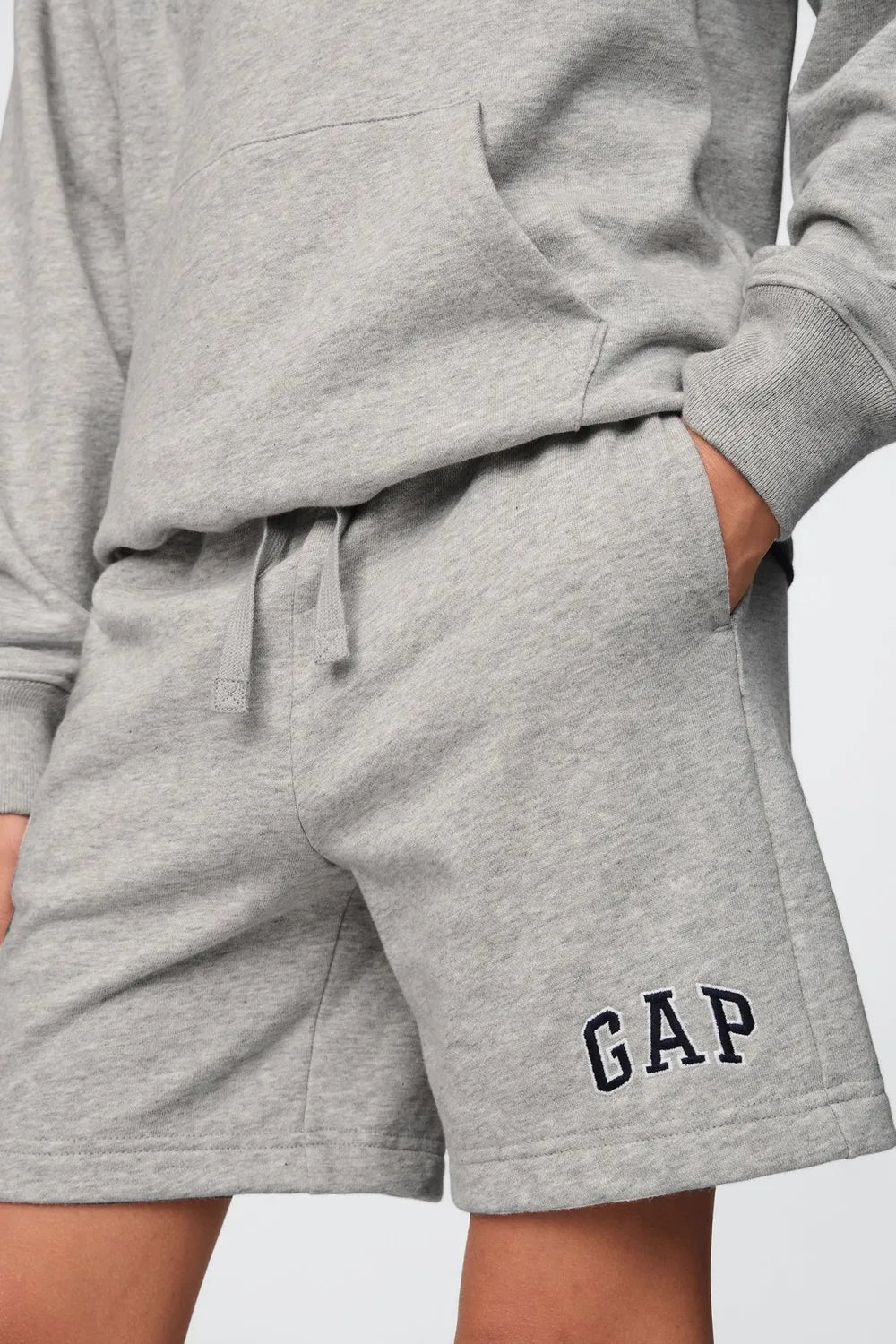 GAP Erkek Çocuk Açık Gri Şort 890929005